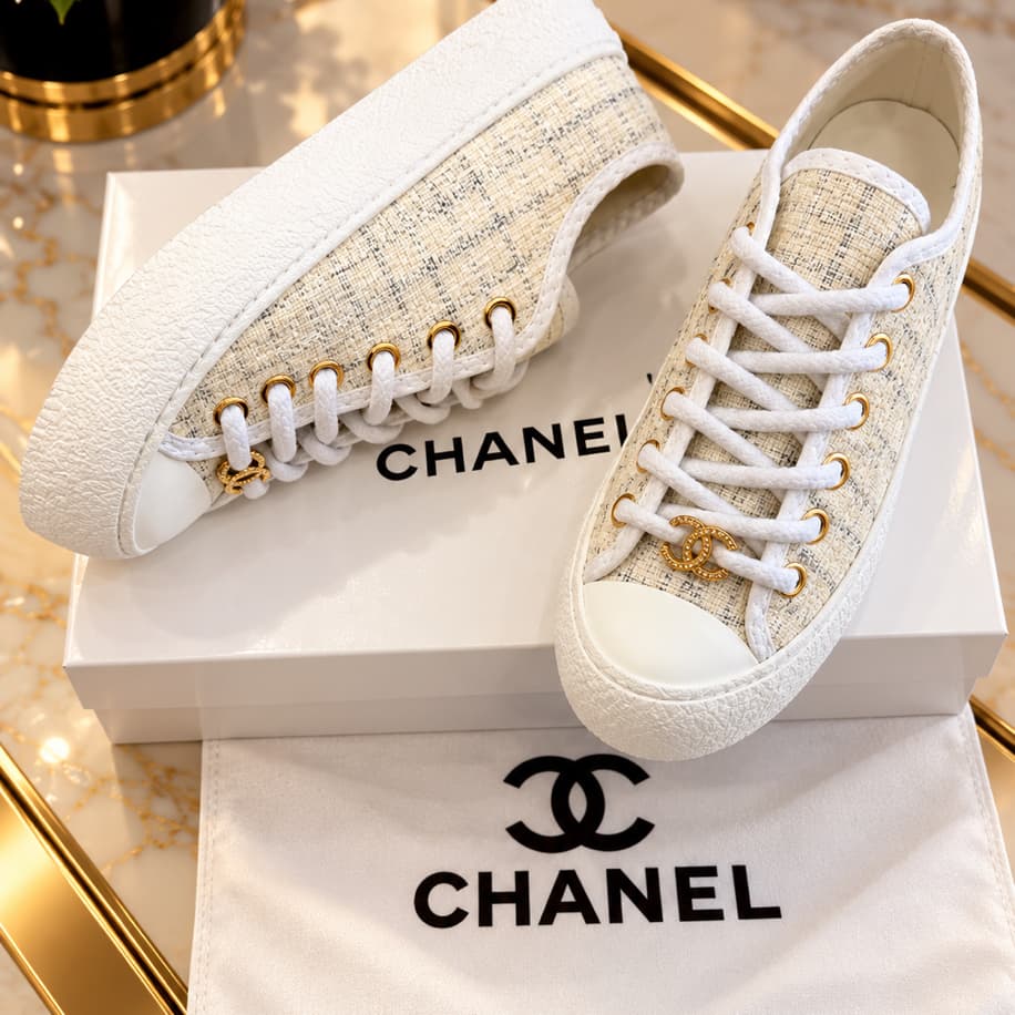 CHANEL